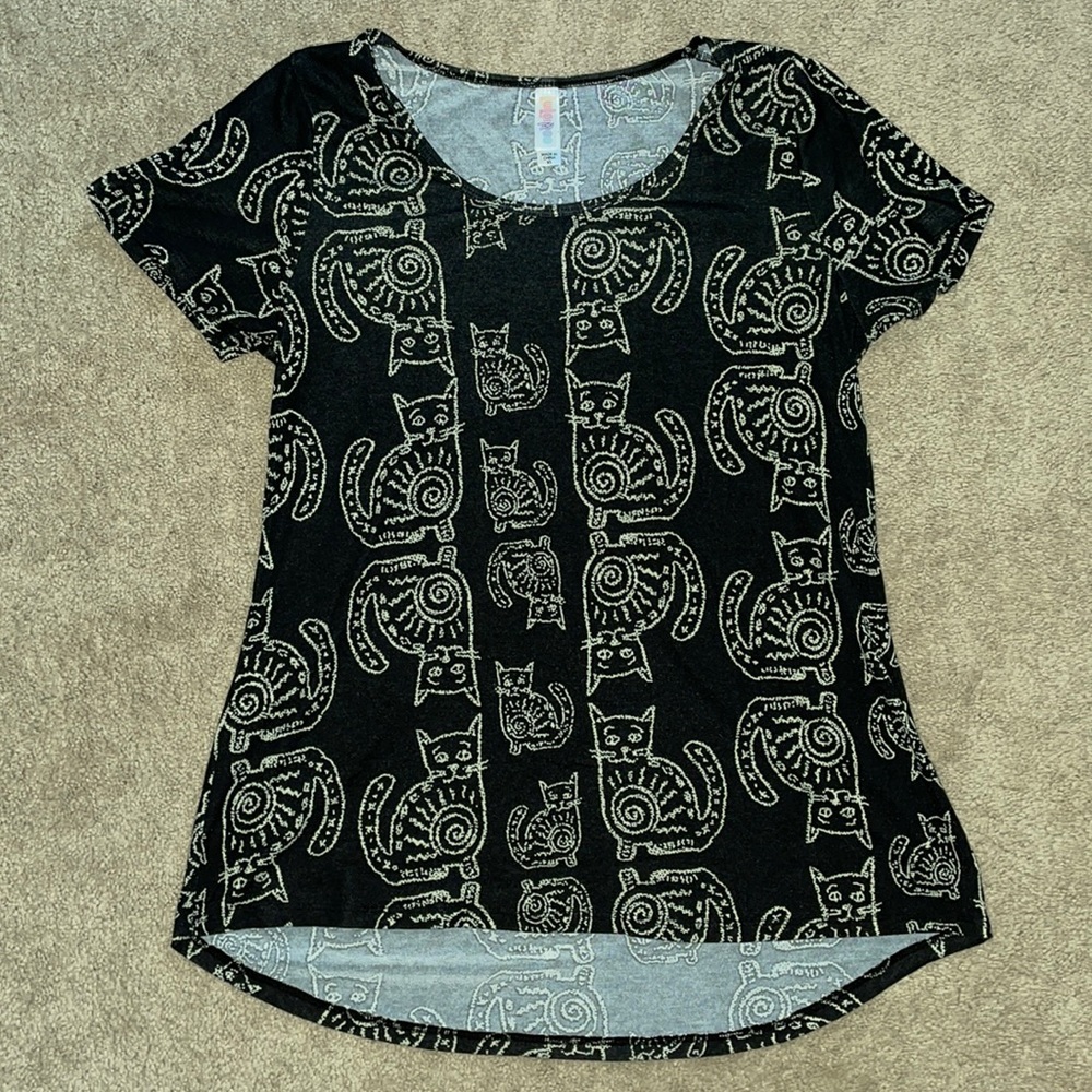 🐱 Kitty LuLaRoe Classic Tee!